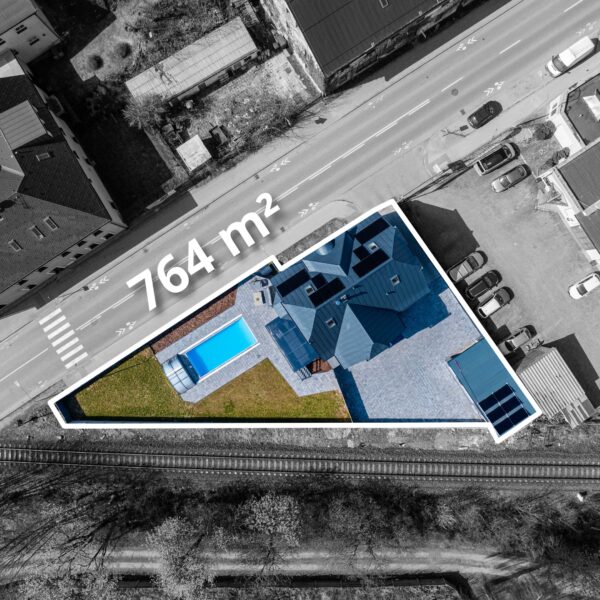 Dron vila se 3 byty